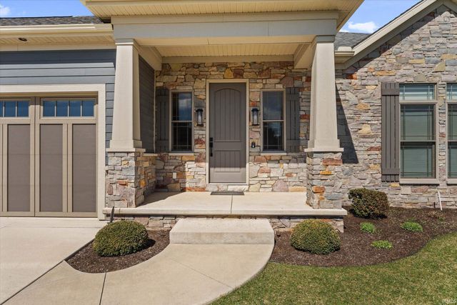 18071 Abington Court, South Bend, IN 46637