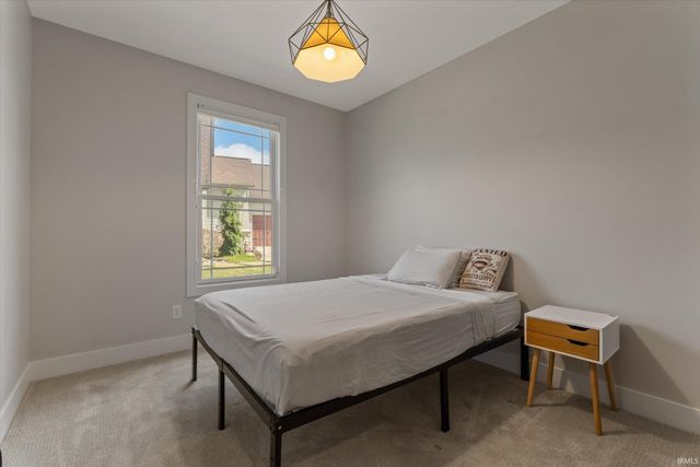 18071 Abington Court, South Bend, IN 46637