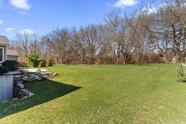 18071 Abington Court, South Bend, IN 46637