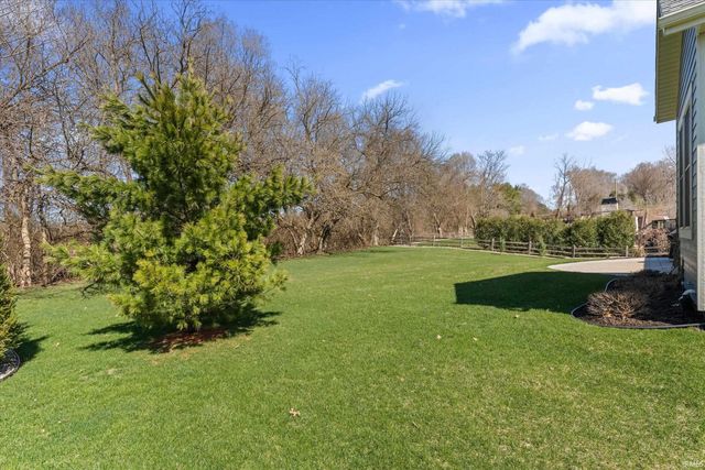 18071 Abington Court, South Bend, IN 46637