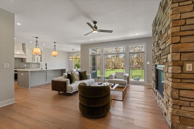 18071 Abington Court, South Bend, IN 46637