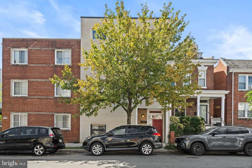 718 PARK RD NW #6, Washington, DC 20010