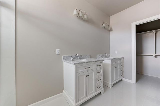 12001 Rivers Trail, Oklahoma City, OK 73131