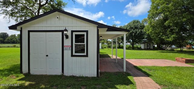 225 N Church Street, Conway, NC 27820