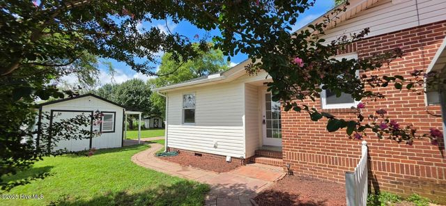 225 N Church Street, Conway, NC 27820