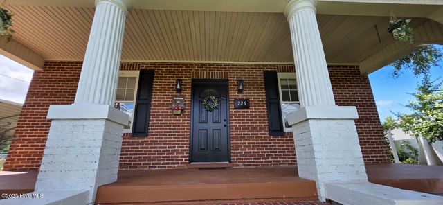 225 N Church Street, Conway, NC 27820