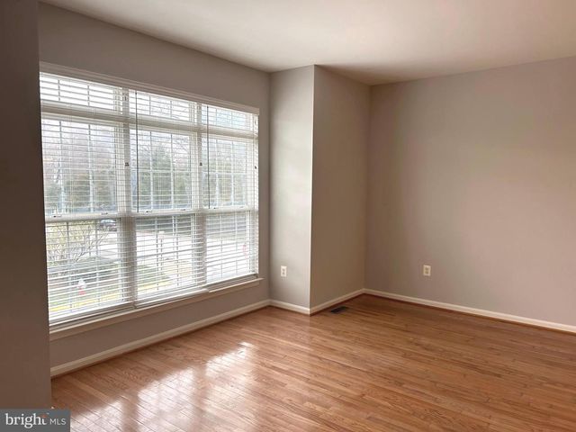 7358 BLOOMINGTON CT, Springfield, VA 22150