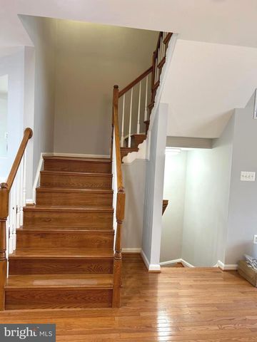 7358 BLOOMINGTON CT, Springfield, VA 22150