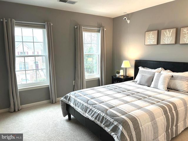 7358 BLOOMINGTON CT, Springfield, VA 22150