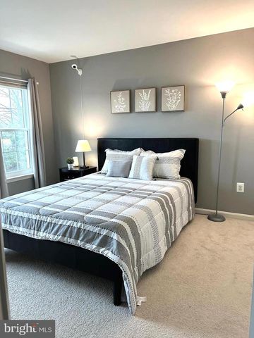 7358 BLOOMINGTON CT, Springfield, VA 22150