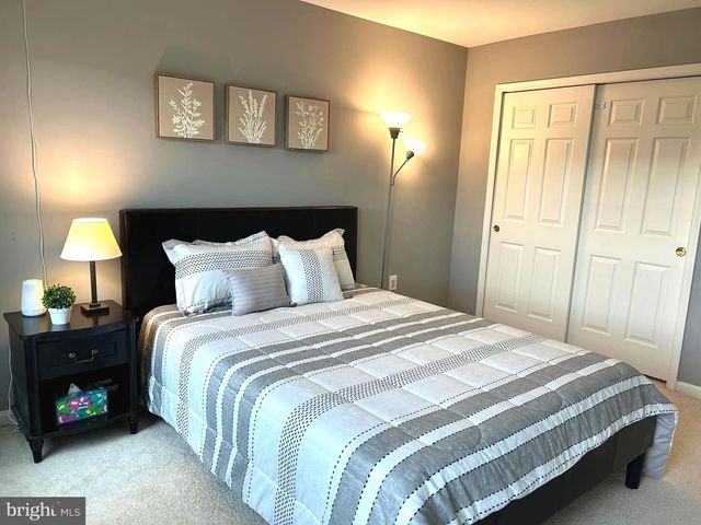 7358 BLOOMINGTON CT, Springfield, VA 22150