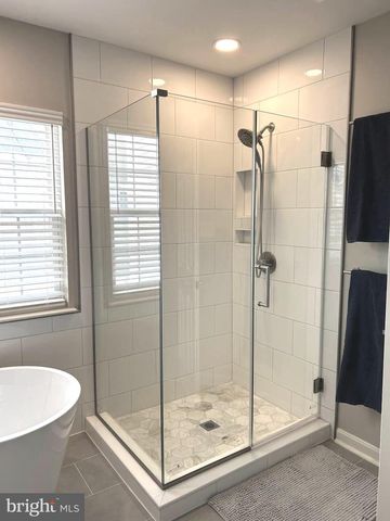 7358 BLOOMINGTON CT, Springfield, VA 22150