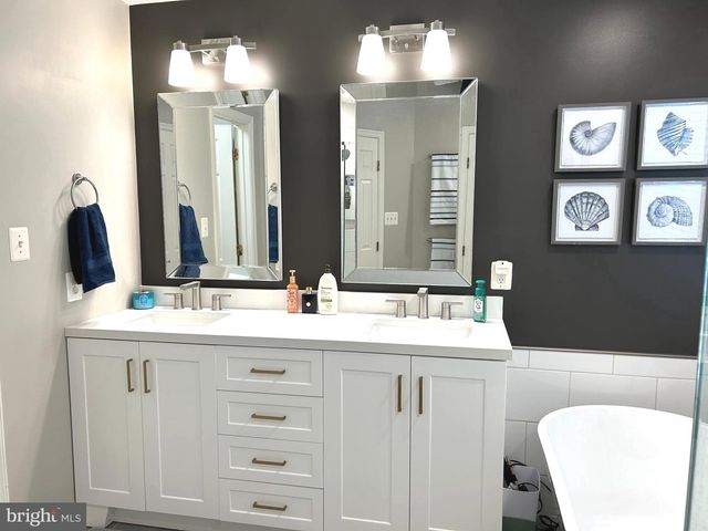 7358 BLOOMINGTON CT, Springfield, VA 22150