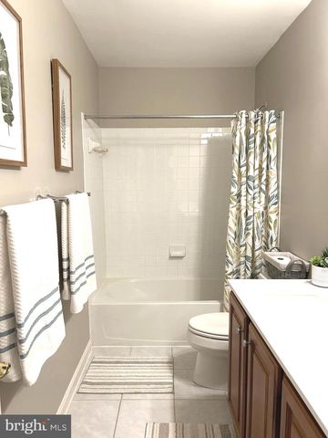 7358 BLOOMINGTON CT, Springfield, VA 22150