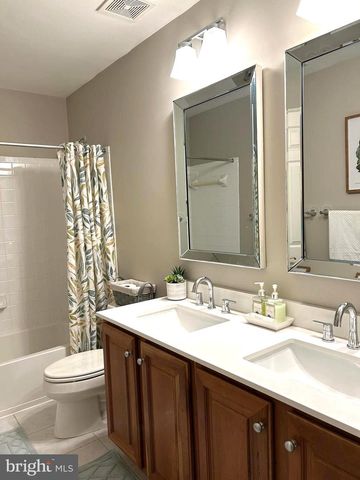 7358 BLOOMINGTON CT, Springfield, VA 22150