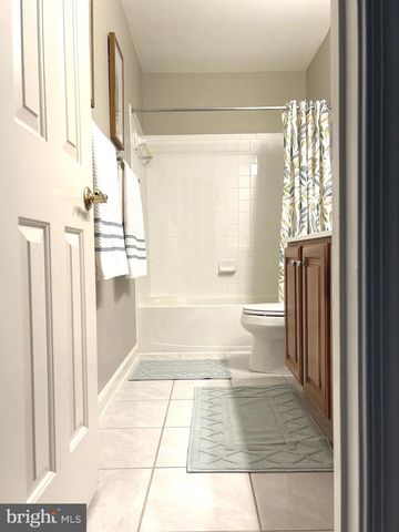 7358 BLOOMINGTON CT, Springfield, VA 22150