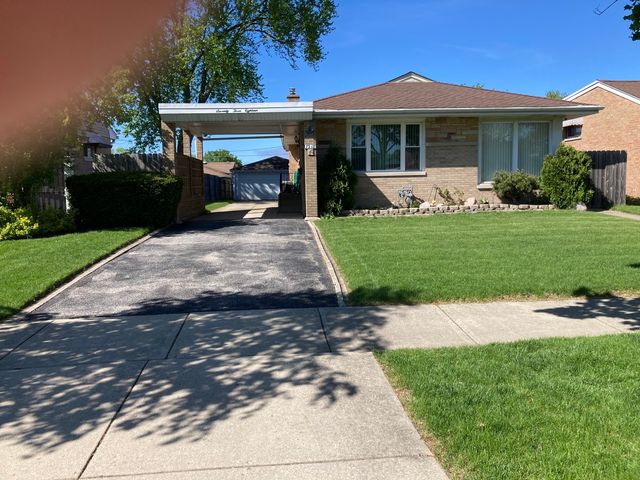 7318 W Lill Street, Niles, IL 60714