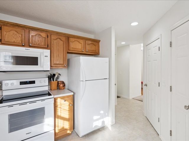 720 Cypress Drive, Colona, IL 61241