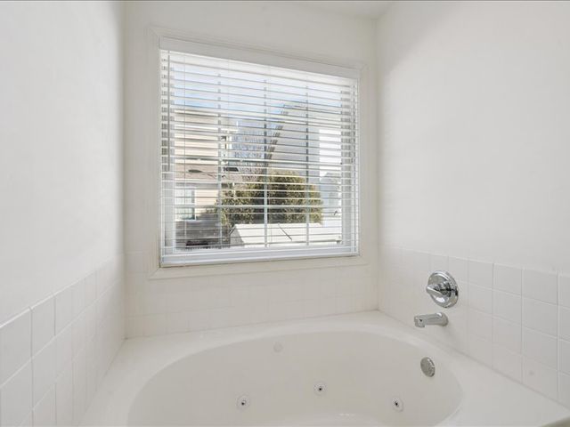 720 Cypress Drive, Colona, IL 61241