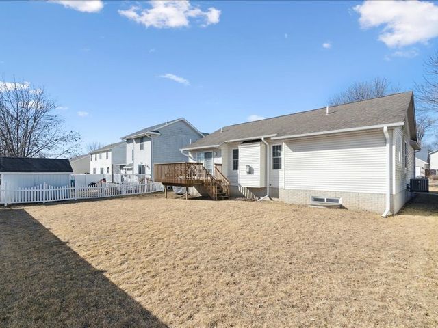 720 Cypress Drive, Colona, IL 61241