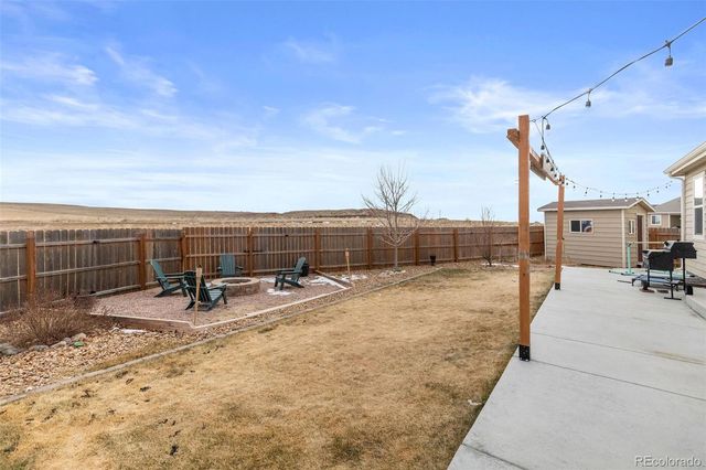 100 Bluebell Court, Wiggins, CO 80654