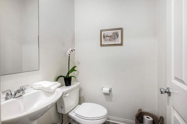 1374 Palo Verde Way, Vista, CA 92083