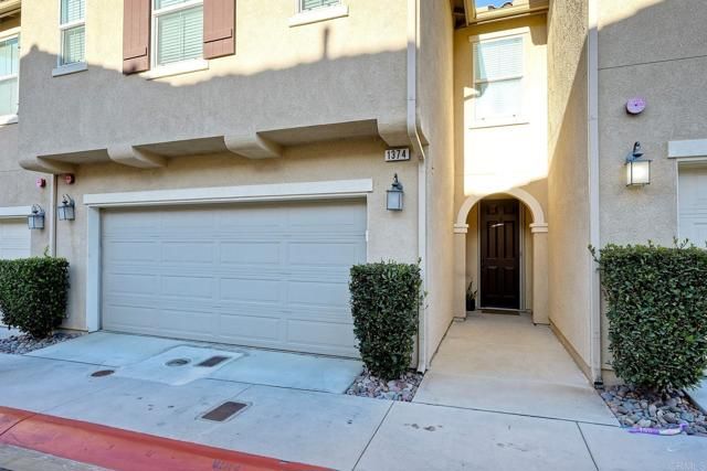 1374 Palo Verde Way, Vista, CA 92083