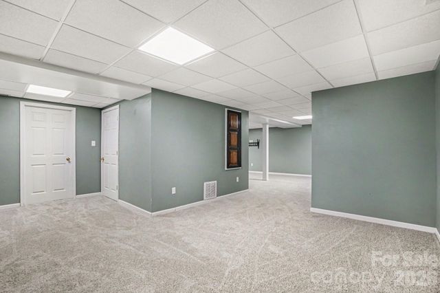 2466 Wilderness Lane, Lenoir, NC 28645