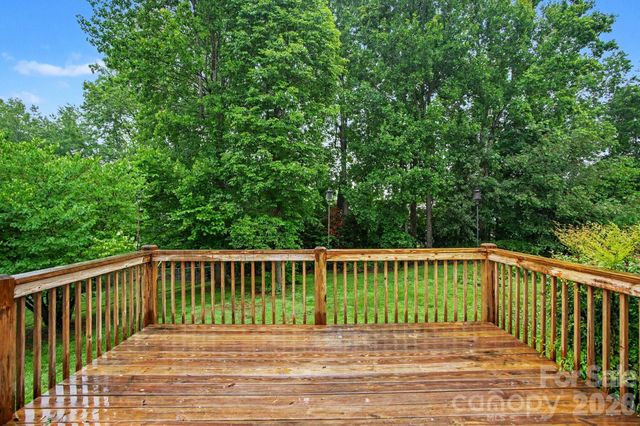 2466 Wilderness Lane, Lenoir, NC 28645