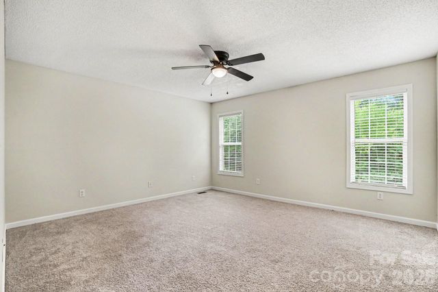 2466 Wilderness Lane, Lenoir, NC 28645