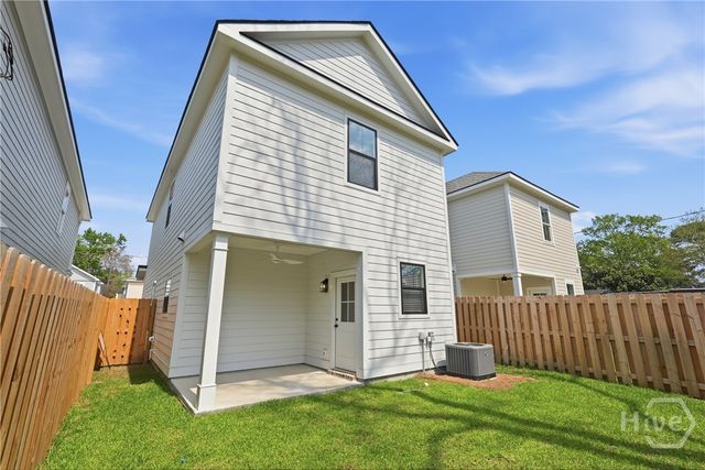 1209 E 34th Street, Savannah, GA 31404