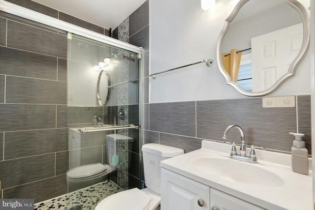 900 E TANTALLON DR, Fort Washington, MD 20744