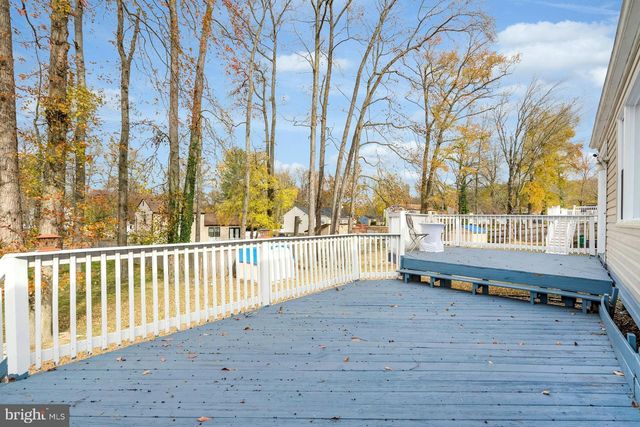 900 E TANTALLON DR, Fort Washington, MD 20744