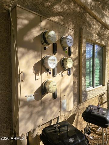 2324 W LONE CACTUS Drive 101, Phoenix, AZ 85027