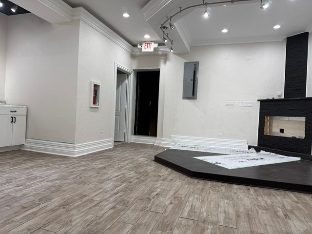 4209 W North Avenue, Chicago, IL 60639