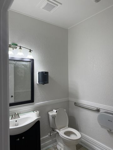 4209 W North Avenue, Chicago, IL 60639