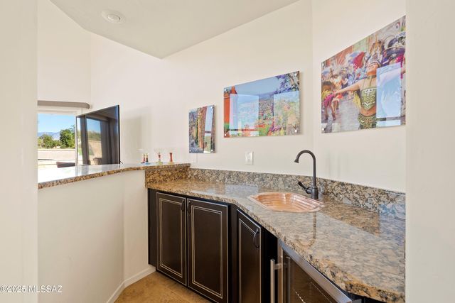 8513 N Nob Hill Drive, Tucson, AZ 85742