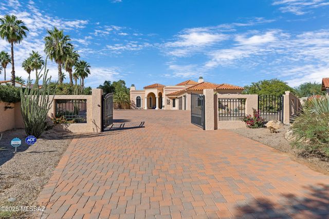 8513 N Nob Hill Drive, Tucson, AZ 85742