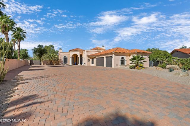 8513 N Nob Hill Drive, Tucson, AZ 85742