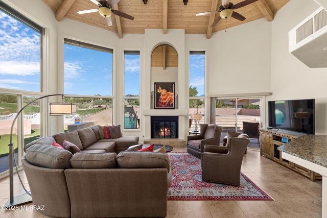 8513 N Nob Hill Drive, Tucson, AZ 85742