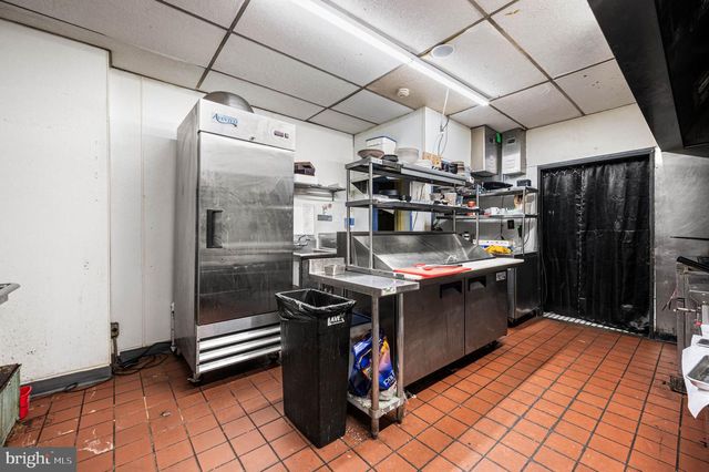 246 S 11TH ST, Philadelphia, PA 19107