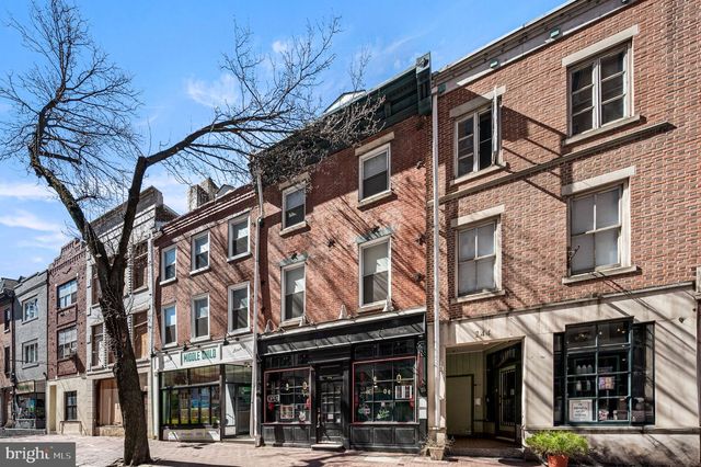 246 S 11TH ST, Philadelphia, PA 19107