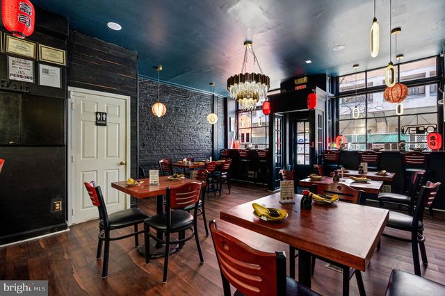 246 S 11TH ST, Philadelphia, PA 19107