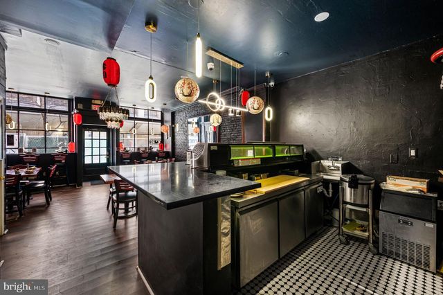 246 S 11TH ST, Philadelphia, PA 19107