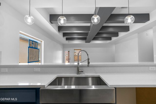 12457 Cayo Norte Drive, El Paso, TX 79934