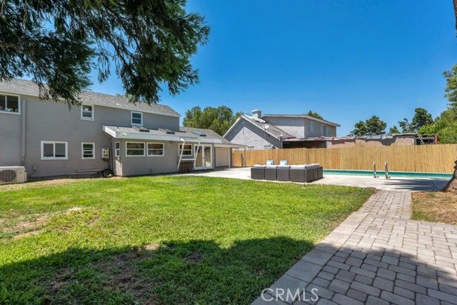 8018 Oakdale Avenue, Winnetka (los Angeles), CA 91306