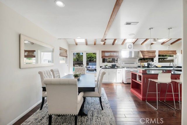 8018 Oakdale Avenue, Winnetka (los Angeles), CA 91306