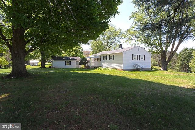 134 GOLDFINCH LN, Birdsboro, PA 19508