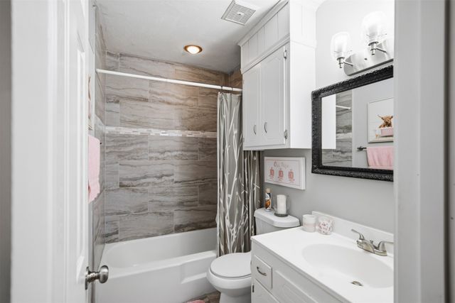 710 Martin Circle, Sand Springs, OK 74063
