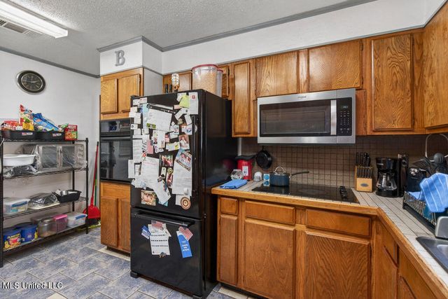 734 Canterbury Drive, Biloxi, MS 39532